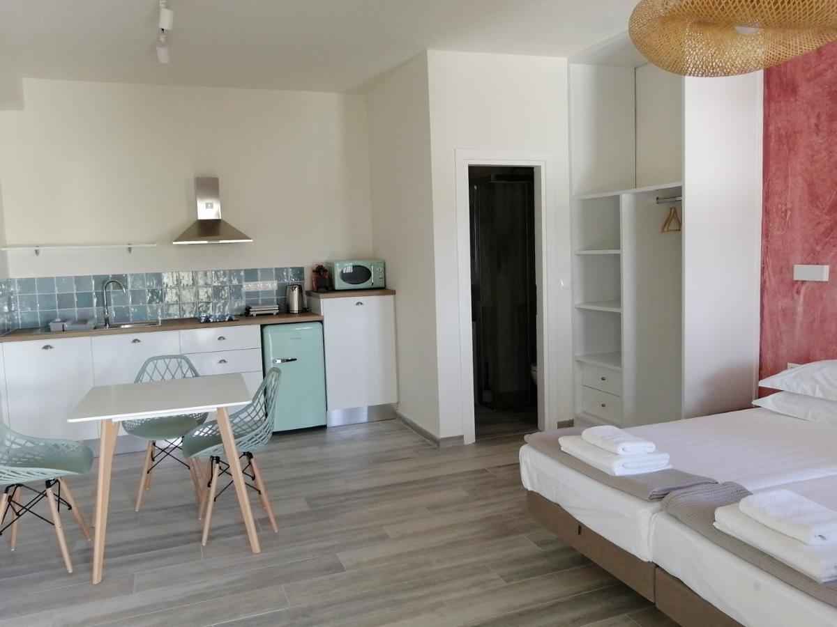 Villa Nena - Studio Suites Kalami  Ngoại thất bức ảnh