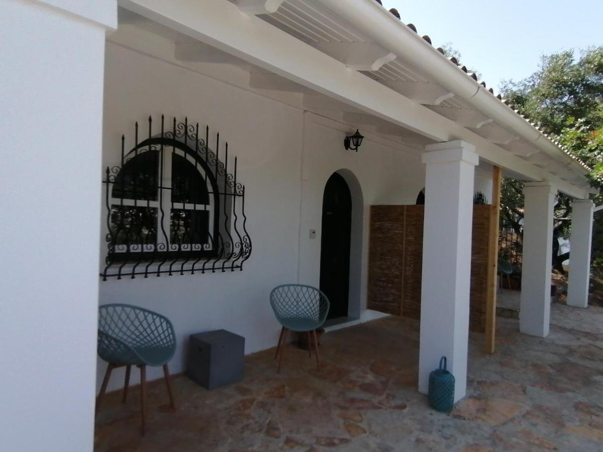 Villa Nena - Studio Suites Kalami  Ngoại thất bức ảnh